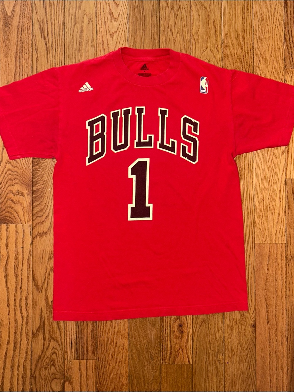 Derrick Rose Chicago Bulls Adidas T-Shirt Size Medium